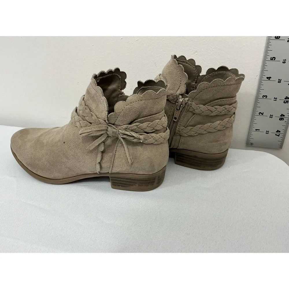 Girls So Size 2 Tan Ankle Boots Braided Strap Zipper